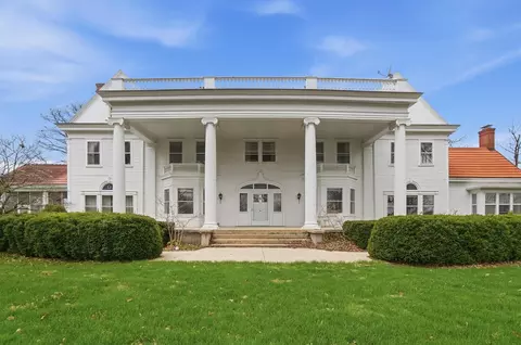 407 N Dayton-lakeview Rd, New Carlisle, OH 45344