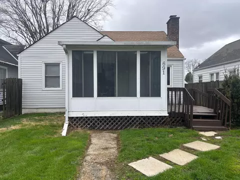 691 S Hampton Rd, Columbus, OH 43213