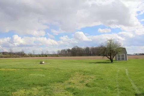 Exterior - 765 Wolfinger Rd, Marion, OH 43302 photo 6 of 8