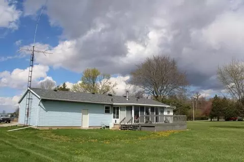 Exterior - 765 Wolfinger Rd, Marion, OH 43302 photo 2 of 8