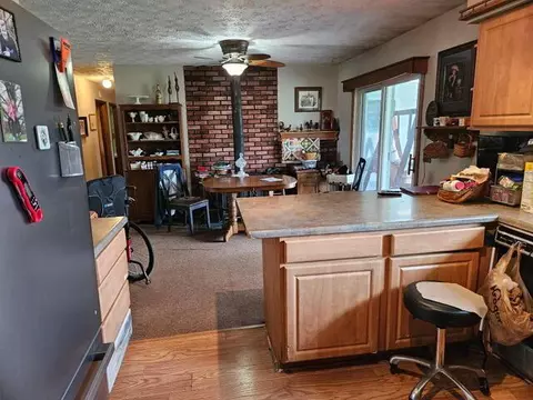 Kitchen - 765 Wolfinger Rd, Marion, OH 43302 photo 1 of 2