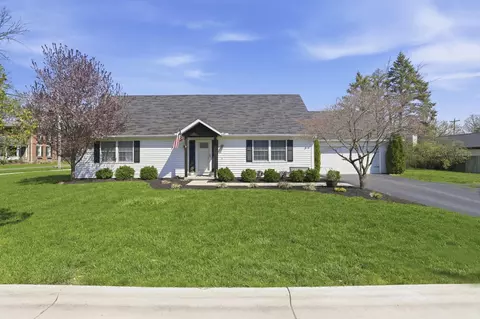 198 S Vine St, Pataskala, OH 43062