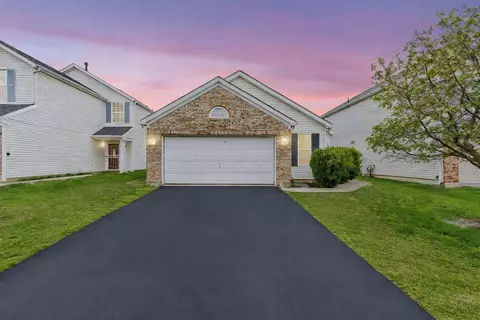 2064 Waymont Rd, Columbus, OH 43229