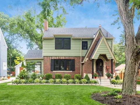 498 Oakland Park Ave, Columbus, OH 43214