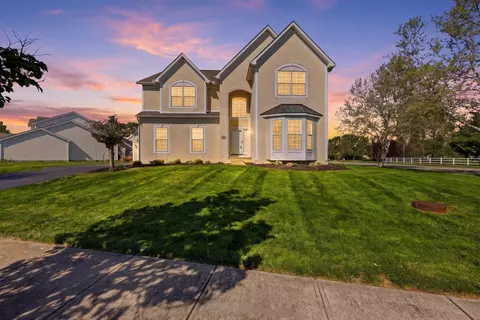 7279 Crosett Ct, Canal Winchester, OH 43110