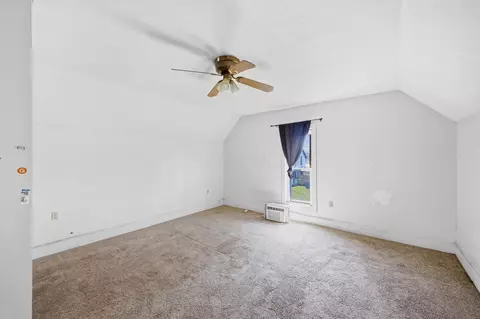 Bedroom - 612 E George St, Marion, OH 43302 photo 3 of 6