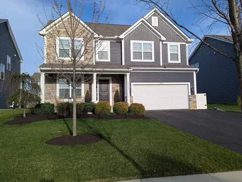 678 Holbrook Dr, Sunbury, OH 43074