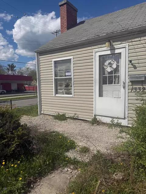 3441 Eisenhower Rd, Columbus, OH 43224