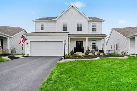 210 Warbler Ln, Plain City, OH 43064