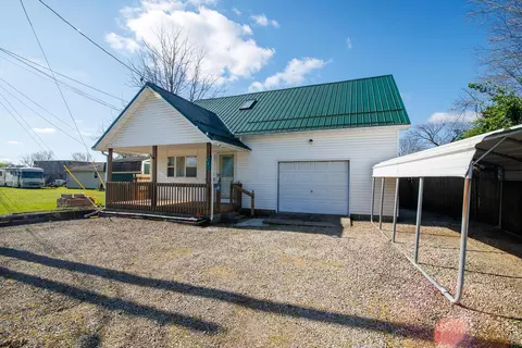 581 E Main St, Circleville, OH 43113