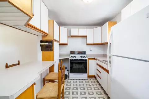 Kitchen - 581 E Main St, Circleville, OH 43113 photo 1 of 4