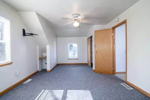 Bedroom - 581 E Main St, Circleville, OH 43113 photo 6 of 6
