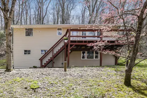 4830 Old Logan Rd SE, Lancaster, OH 43130