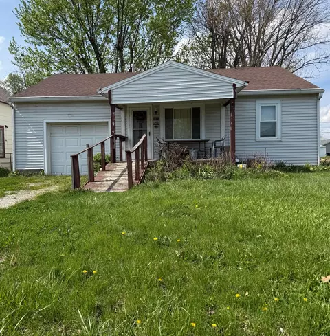 1222 E Paint St, Washington Court House, OH 43160