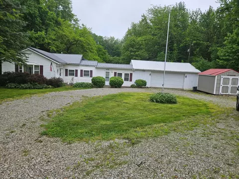 9779 York Rd SW, Pataskala, OH 43062