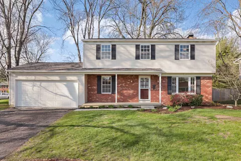 90 Highland Ave, Worthington, OH 43085
