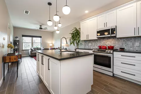 53 Buttles Ave, Columbus, OH 43215