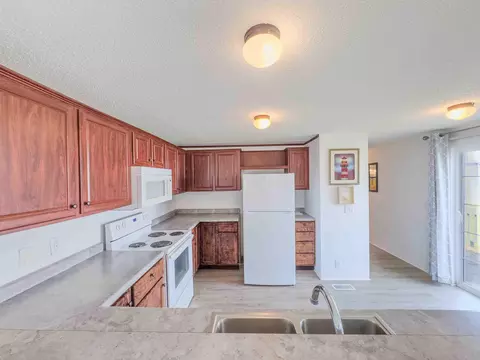 Kitchen - 11407 Kickapoo Path, Lakeview, OH 43331 photo 1 of 2