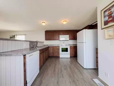 Kitchen - 11407 Kickapoo Path, Lakeview, OH 43331 photo 2 of 2