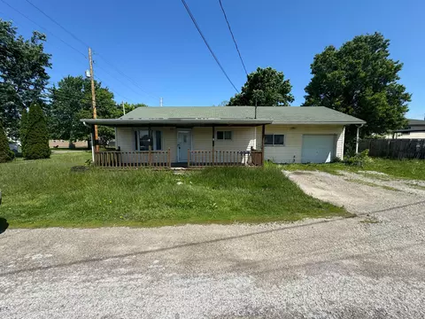 317 Long St #12, Ashville, OH 43103