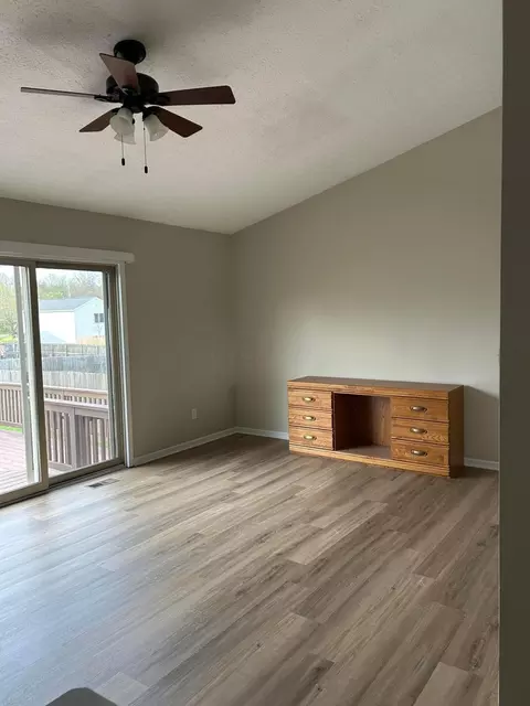 Living - 98 Kettering, Delaware, OH 43015 photo 1 of 4