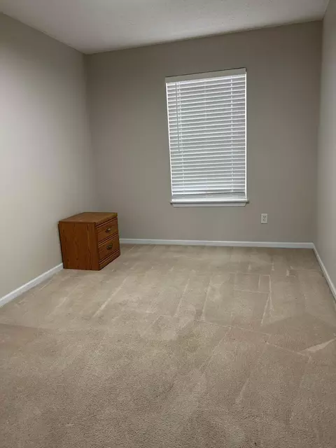 Bedroom - 98 Kettering, Delaware, OH 43015 photo 7 of 9