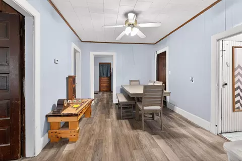 Entry Way - 482 E George St, Marion, OH 43302 photo 1 of 2