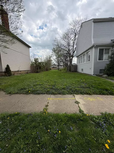 565 E Mithoff St, Columbus, OH 43206