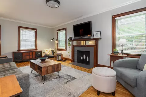 Living - 74 E Torrence Rd, Columbus, OH 43214 photo 1 of 4