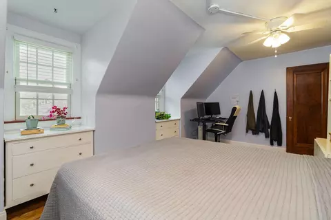 Bedroom - 74 E Torrence Rd, Columbus, OH 43214 photo 5 of 7