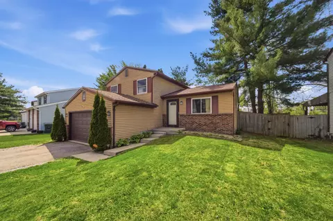 6233 Upperridge Dr, Canal Winchester, OH 43110