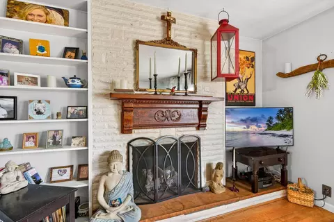 Living - 177 N High St, Jackson, OH 45640 photo 5 of 8