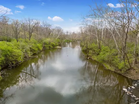 1290 S Sunbury Rd, Westerville, OH 43081