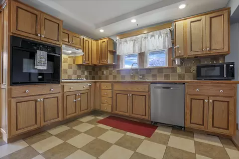 Kitchen - 699 E 2nd St, Logan, OH 43138 photo 3 of 5