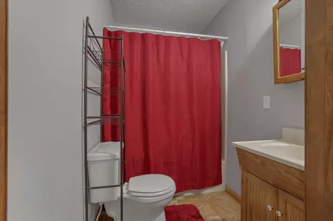 Bath - 699 E 2nd St, Logan, OH 43138 photo 1 of 3