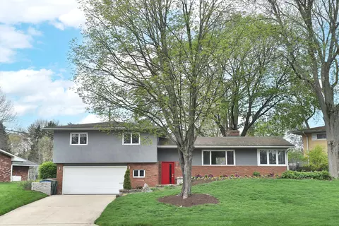 645 Beautyview Ct, Columbus, OH 43214