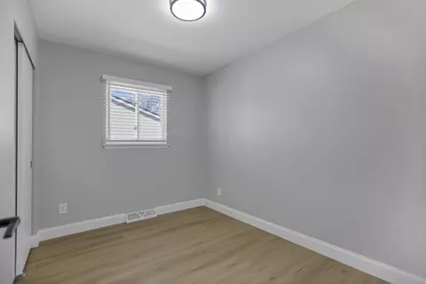 Bedroom - 572 Westphal Ave, Columbus, OH 43213 photo 2 of 7