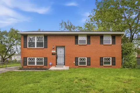 2670 Diane Pl, Columbus, OH 43207