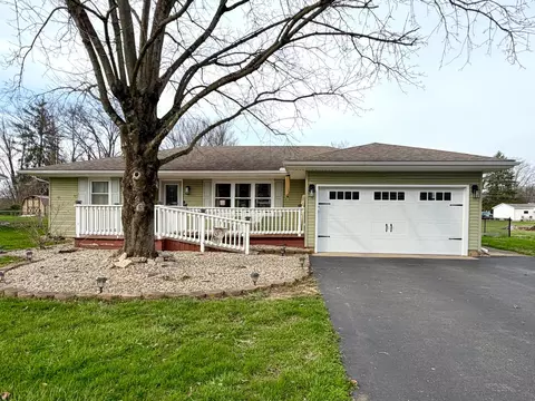 1145 Richey Rd, Zanesville, OH 43701