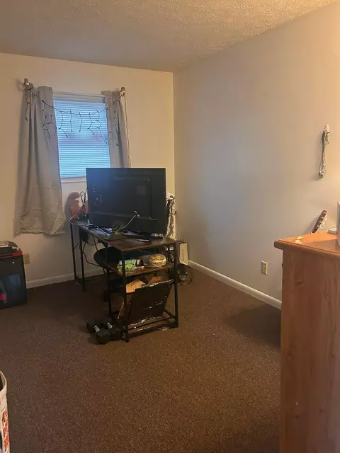 Bedroom - 305 N Elm St, Prospect, OH 43342 photo 3 of 3
