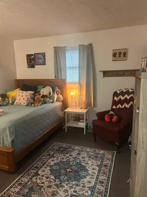 Bedroom - 305 N Elm St, Prospect, OH 43342 photo 2 of 3