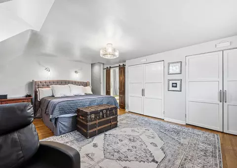 Bedroom - 2808 E Broad St, Bexley, OH 43209 photo 6 of 7