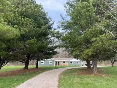 1860 Marion Rd NW, Utica, OH 43080