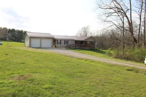 8563 Hazel Dell Rd, Howard, OH 43028