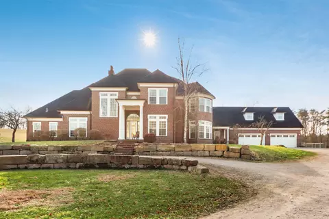 16187 Kreashbaum Rd, Rockbridge, OH 43149