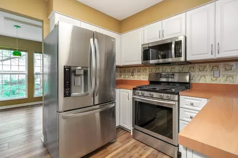 Kitchen - 5454 Aubrey Loop #2, Dublin, OH 43016 photo 1 of 2