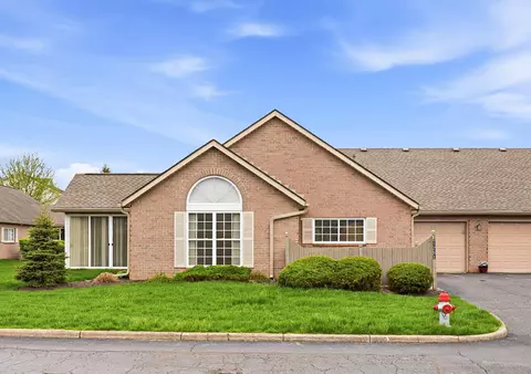1251 Amberlea Dr E, Columbus, OH 43230