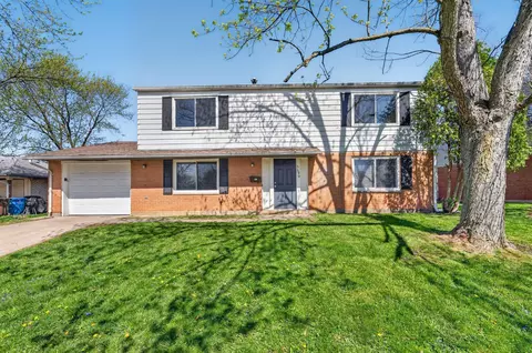 3690 Panama Dr, Westerville, OH 43081