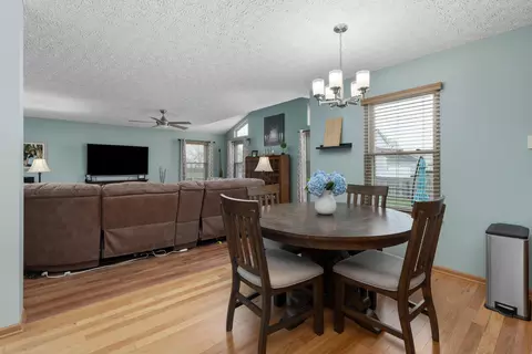 Dining - 753 Range Dr, Galloway, OH 43119 photo 3 of 3
