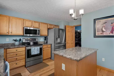 Kitchen - 753 Range Dr, Galloway, OH 43119 photo 3 of 3